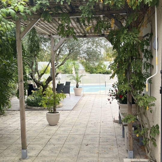  Annonces LEHAILLAN : Maison / Villa | LE HAILLAN (33185) | 117 m2 | 492 000 € 
