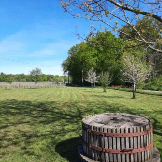  IMMOG Le Haillan Agent Immobilier : Domaines / Propriétés | JONZAC (17500) | 116 m2 | 715 000 € 