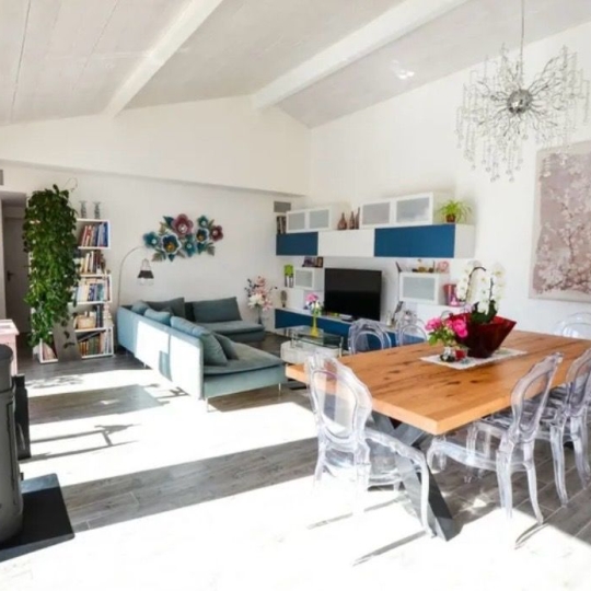  Annonces LEHAILLAN : Maison / Villa | SAINT-MEDARD-EN-JALLES (33160) | 130 m2 | 587 000 € 