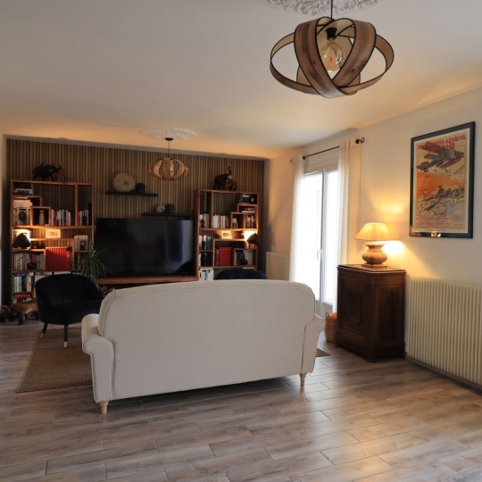  Annonces LEHAILLAN : Maison / Villa | LORMONT (33310) | 108 m2 | 374 880 € 