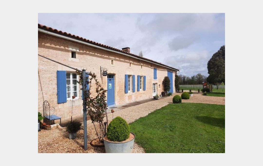 IMMOG Le Haillan Agent Immobilier : Domaines / Propriétés | JONZAC (17500) | 116 m2 | 715 000 € 
