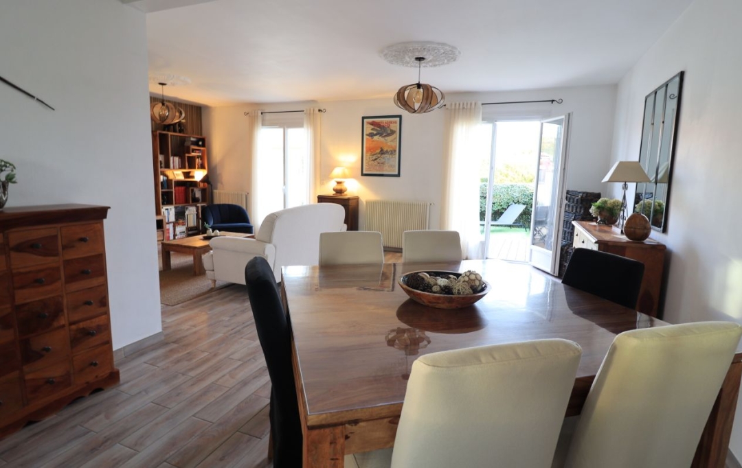 Annonces LEHAILLAN : Maison / Villa | LORMONT (33310) | 108 m2 | 374 880 € 