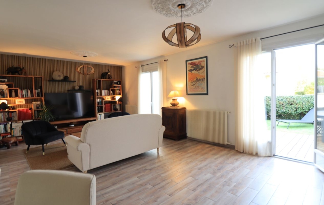 Annonces LEHAILLAN : Maison / Villa | LORMONT (33310) | 108 m2 | 374 880 € 