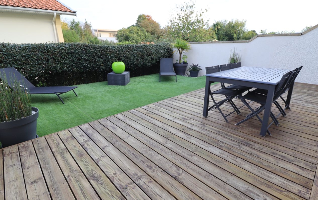 Annonces LEHAILLAN : Maison / Villa | LORMONT (33310) | 108 m2 | 374 880 € 