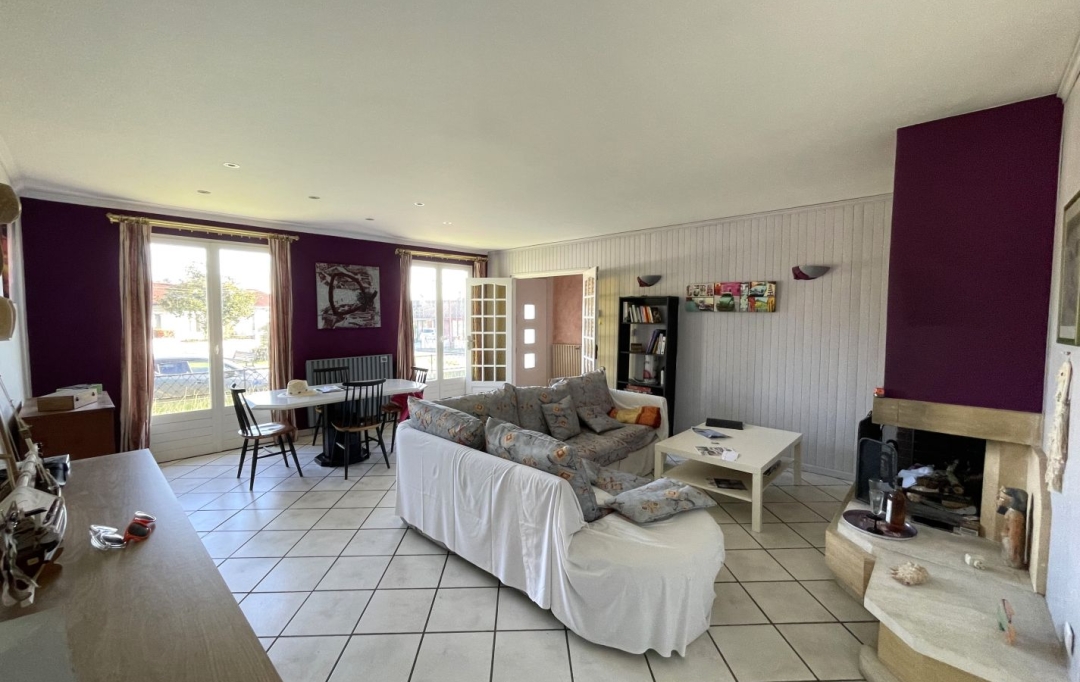 Annonces LEHAILLAN : Maison / Villa | CARBON-BLANC (33560) | 100 m2 | 308 000 € 