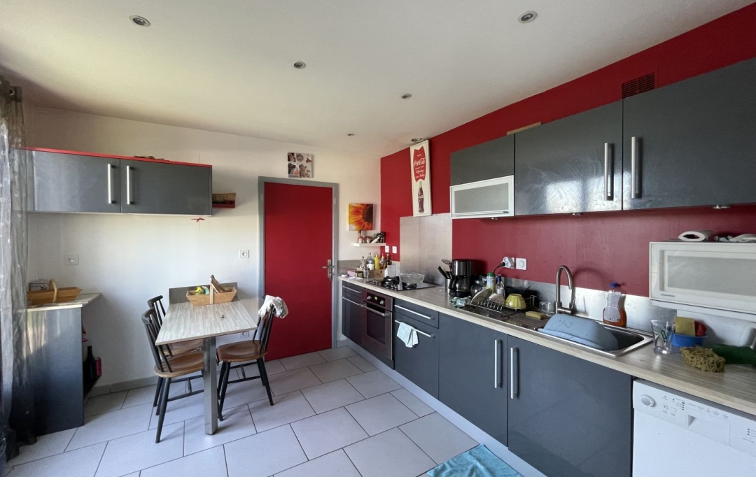 Annonces LEHAILLAN : Maison / Villa | CARBON-BLANC (33560) | 100 m2 | 308 000 € 