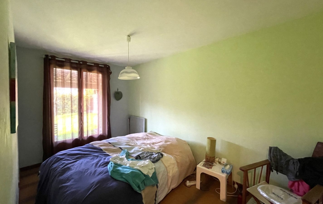 Annonces LEHAILLAN : Maison / Villa | CARBON-BLANC (33560) | 100 m2 | 308 000 € 