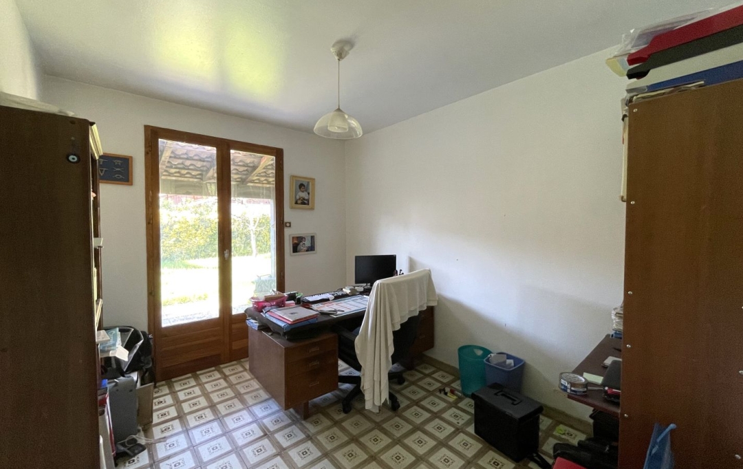 Annonces LEHAILLAN : Maison / Villa | CARBON-BLANC (33560) | 100 m2 | 308 000 € 