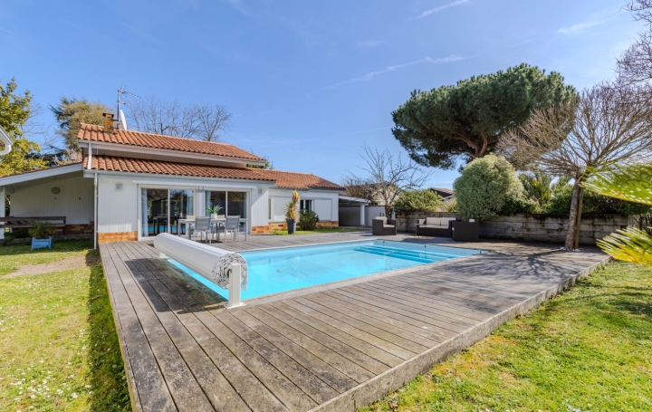 Maison LE HAILLAN 156 m2 534 000 € Maison LE HAILLAN 156 m2 534 000 €